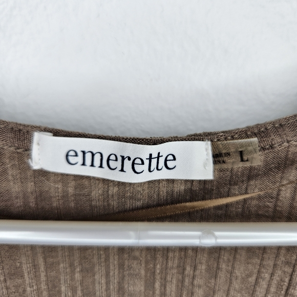 Emerette Brown Ribbed Twist Front Crop Top Sz L - Picture 2 of 5